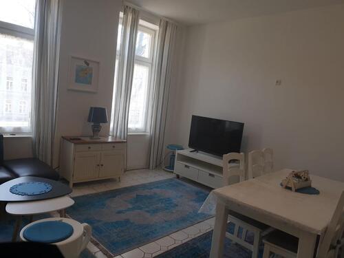 Foto - VOLLMÖBILIERTE WOHNUNG OSTWALL - 1.300,00&nbsp;EUR Kaltmiete, ca.&nbsp; 100,00&nbsp;m&sup2;