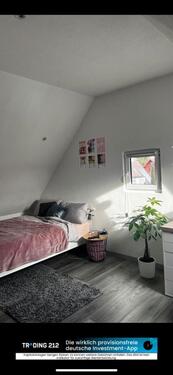 Foto - 2 Zimmer Dachgeschoss Wohnung - 1.100,00&nbsp;EUR Kaltmiete, ca.&nbsp; 50,00&nbsp;m&sup2;