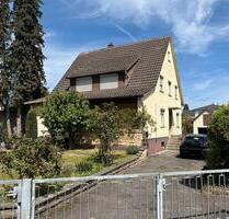 Großes Grundstück, Traumgarten – Haus - Kernsanierung oder Abriss - Sachsenheim