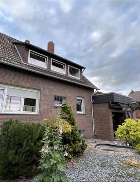 Foto - Kernsanierte und bezugsfertiger Mehrfamilienhaus mit Garten