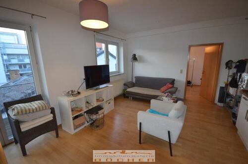 Foto - Fulda-City: Helle 2 ZKB & Balkon m. Aufzug