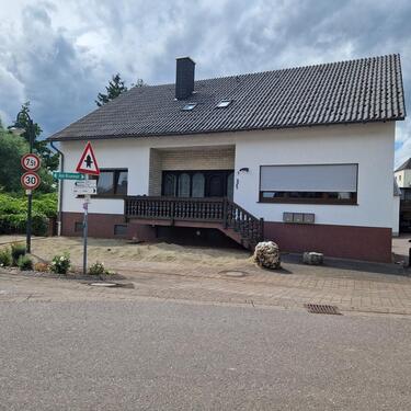 Foto - Tolle 4ZKB Wohnung mit Balkon in Nittel-Rehlingen