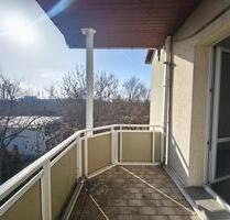 Familienwohnung mit großem Balkon und viel Sonne! - Merseburg