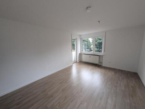 Foto - Wunderschöne, helle, frisch sanierte 3-Zimmer Wohnung mit Balkon