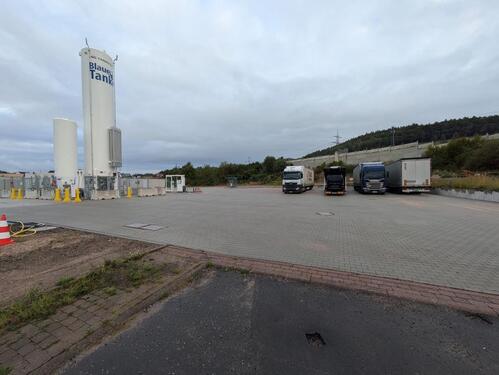 Foto - Stellplatz für Foodtruck an LNG-Tankstelle Herleshausen