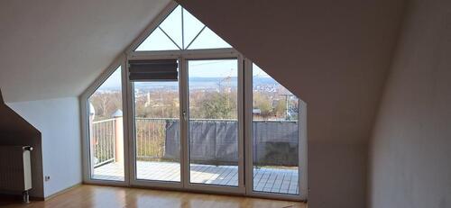 Foto - 3 Zimmer Dachgeschoßwohnung zur Miete in Zellingen