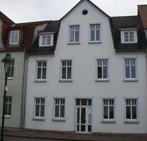Schöne 3,5-Zimmer-Wohnung mit Dachterrasse - Neustrelitz