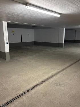 Foto - Tiefgaragenstellplatz in Göggingen zu vermieten