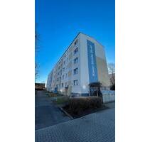 Schöne 2 Zimmer-Wohnung mit Einbauküche in Schwerin Lankow zu mieten!