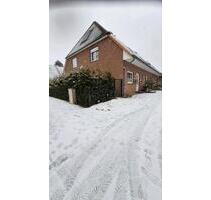 Endreihenhaus mit eingezäuntem Garten und Carpot, von Privat - Uetersen Endreihenhaus mit eingezäuntem Garten und Carpot, von Privat - Uetersen