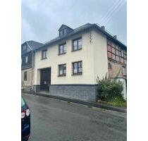 Bauernhaus mit Nebengelass und Garten - Remptendorf