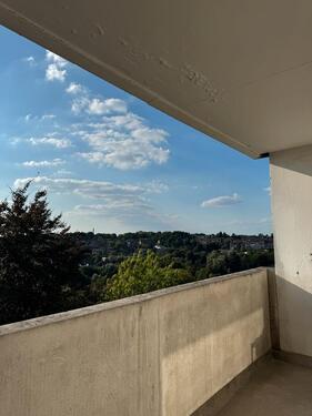 Foto - Helle 2,5- Zimmer-Wohnung mit Ausblick