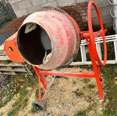 Foto - Betonmischer Lescha zu vermieten