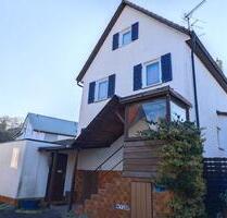 Charmantes Einfamilienhäuschen mit Garten, Terasse, Doppelgarage - Obersulm