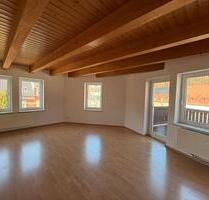 schöne 3 Raumwohnung mit Balkon - Glauchau