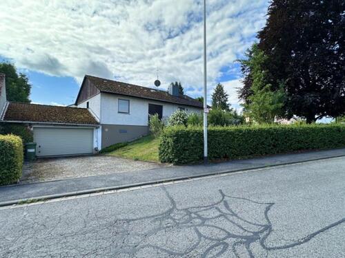 Foto - 6 Zimmer Einfamilienhaus zum Kaufen in Adelsdorf