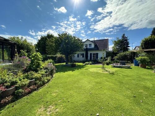 Foto - Einfamilienhaus in Adelsdorf zum Kaufen