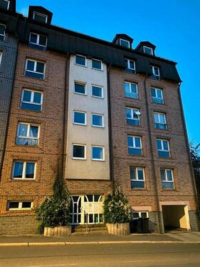 Foto - Attraktive 2-Raum-Erdgeschosswohnung mit EBK und Terrasse