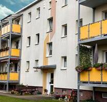 2-Zimmer-Wohnung mit grünem Ausblick wartet auf Sie - Borna