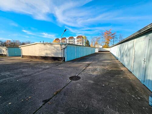 Foto - Garage im Neustädter Feld - 90,00 EUR Miete,
