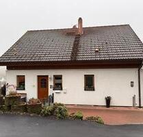 Geräumiges 5-Zimmer Niedrigenergiehaus Neckabischofsheim - Neckarbischofsheim