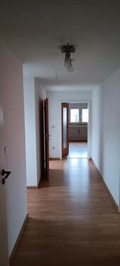 Foto - Drei Zimmer Dachgeschoss Wohnung