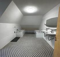 Großzügige helle Wohnung - 1.050,00 EUR Kaltmiete, in Warburg (PLZ: 34414)
