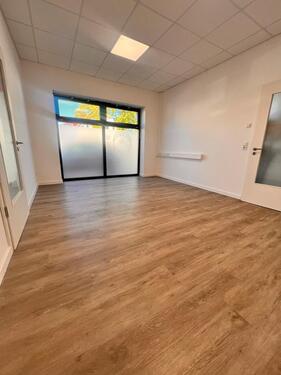 Foto - Gewerberaum ab 01.05 FREI !! - 600,00&nbsp;EUR Kaltmiete, ca.&nbsp; 23,00&nbsp;m&sup2;