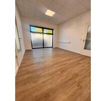 Gewerberaum ab 01.05 FREI !! - 600,00&nbsp;EUR Kaltmiete, ca.&nbsp; 23,00&nbsp;m&sup2; in Vechta (PLZ: 49377)