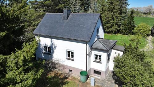 Foto - Idyllisches Einfamilienhaus mit großem Naturgrundstück