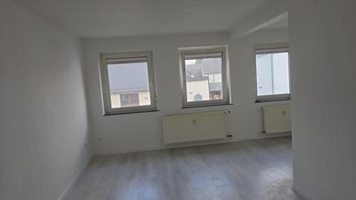 Foto - Renovierte 1-Zimmer-Wohnung mit Einbauküche in Hundsangen