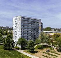 Modern sanierte 4-Raum-Wohnung, Stellplatz möglich - Chemnitz Klaffenbach
