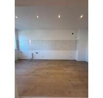 3-Zimmer-Wohnung 90qm TOP LAGE innenstadtnah * NEU SANIERT * - Eschwege