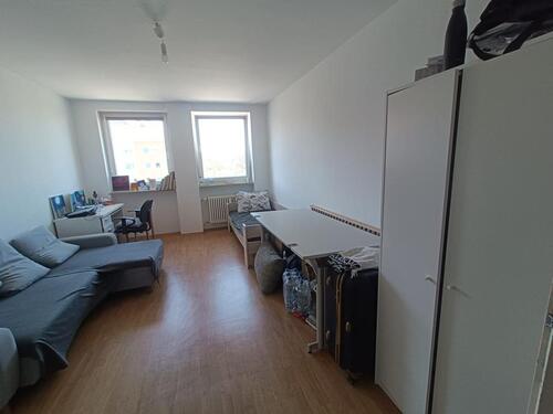 Foto - Schönes WG-Zimmer in 3er-WG in Moosacherstr