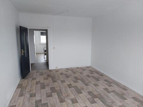 Foto - Eigentumswohnung - 50.000,00&nbsp;EUR Kaufpreis, ca.&nbsp; 82,00&nbsp;m&sup2;