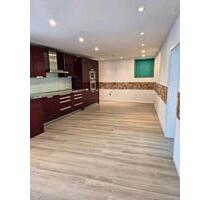 4 Zimmer Wohnung 140qm, 1.400 Kaltmiete - Trebur