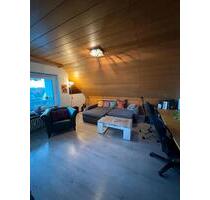 2 Zimmer DG Wohnung - 600,00 EUR Kaltmiete, in Kassel (PLZ: 34125) Fasanenhof