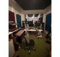 18qm Studioraum - 420,00&nbsp;EUR Kaltmiete, ca.&nbsp; 18,00&nbsp;m&sup2; in Frankfurt am Main (PLZ: 60599) Oberrad