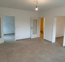 Renovierte 2,5 Zimmerwohnung mit sonnigem Balkon in DO-Westrich - Dortmund Bövinghausen