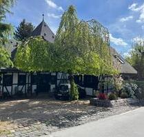 Charmantes Fachwerkhaus in ruhiger Lage – Liebhaberobjekt mit Ein - Solingen Burg