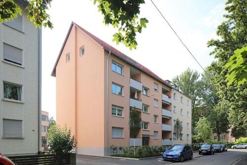 Foto - modernisierte 2-Zimmer-Wohnung mit Balkon im Dichterviertel