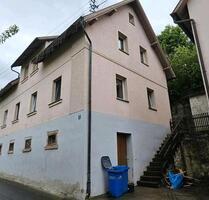 Einfamilienhaus mit großer Scheune in Untersteinach - Kulmbach Blaich
