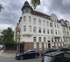 Foto - Geräumige 3-Raum-Wohnung mit Einbauküche und Balkon in der südlichen Innenstadt (OK5010)