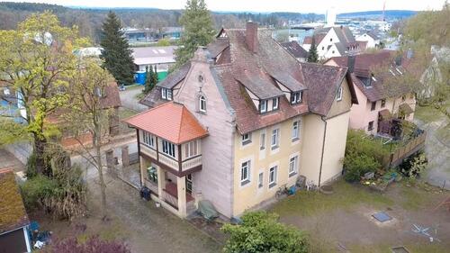 Foto - Denkmalgeschützte Jugendstilvilla – großzügige 4,5-Zimmer-Wohnung