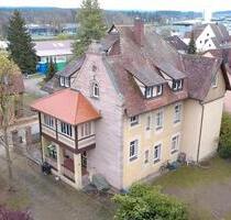 Denkmalgeschützte Jugendstilvilla – großzügige 4,5-Zimmer-Wohnung - Georgensgmünd
