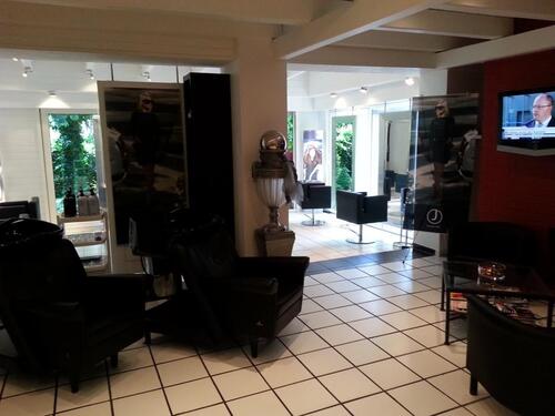 Foto - Friseursalon zu vermieten - 1.850,00&nbsp;EUR Kaltmiete, ca.&nbsp; 170,00&nbsp;m&sup2;