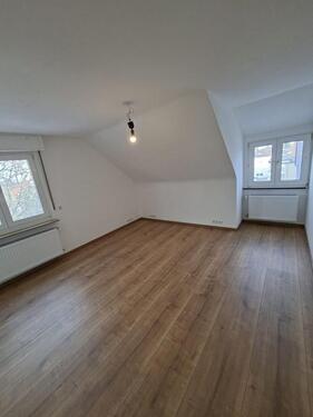 Foto - 4 Zimmer Dachgeschoßwohnung zur Miete in Hanau