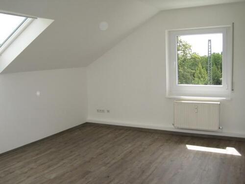 Foto - Dachgeschoßwohnung in Edingen-Neckarhausen zur Miete