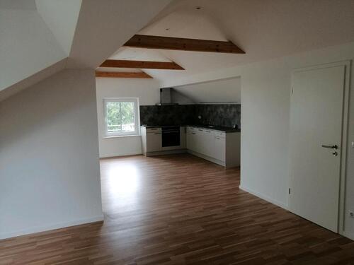 Foto - Wohnung mit Aussicht - 1.100,00 EUR Kaltmiete,