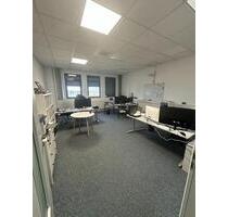 Bürofläche mit Lager & Garage zu vermieten - Kirchheim unter Teck